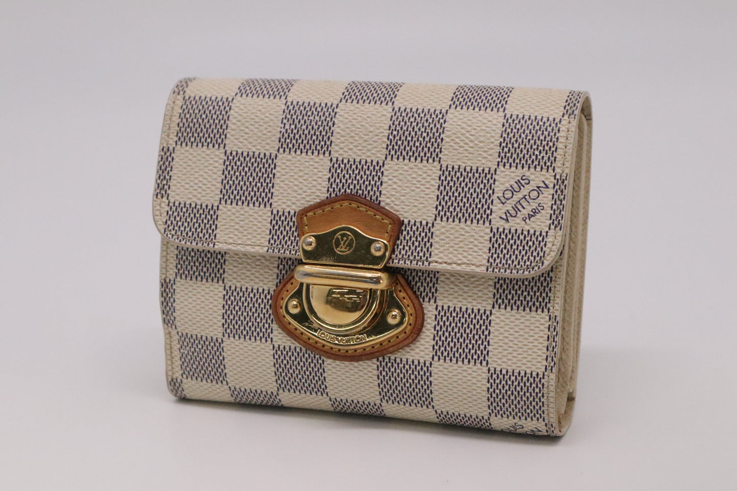 Louis Vuitton Portefeuille Koala in Damier Azur Canvas