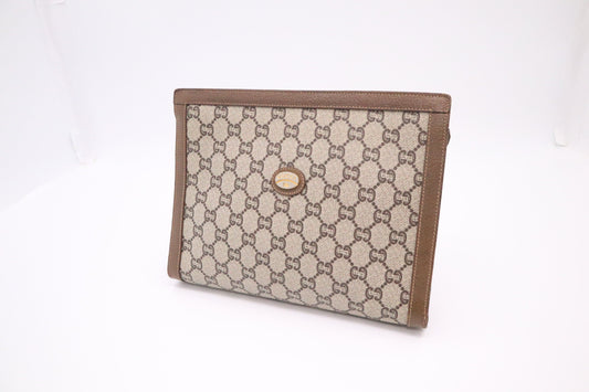 Gucci Plus Clutch in GG Supreme Canvas