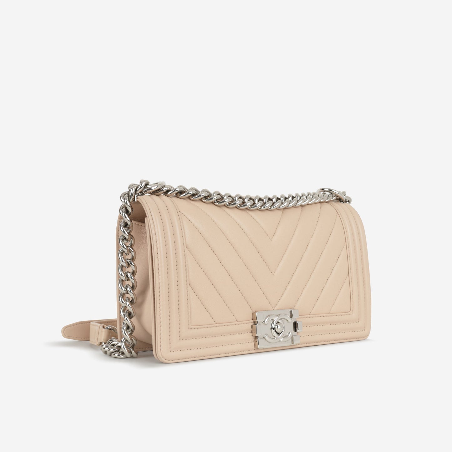 Chanel Old Medium Boy Bag - Nude Chevron Lambskin | Silver Hardware