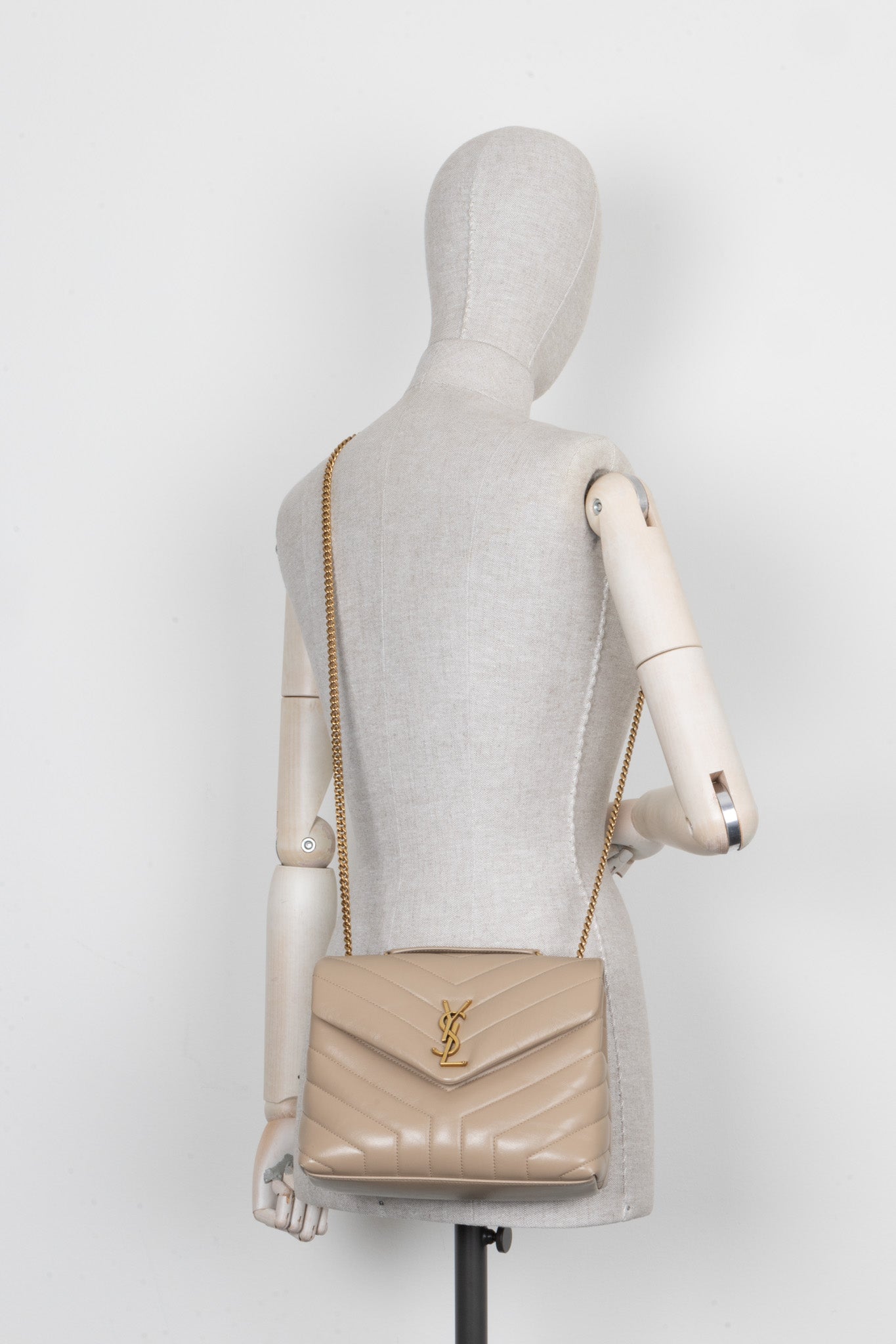 SAINT LAURENT LouLou Bag Small Beige