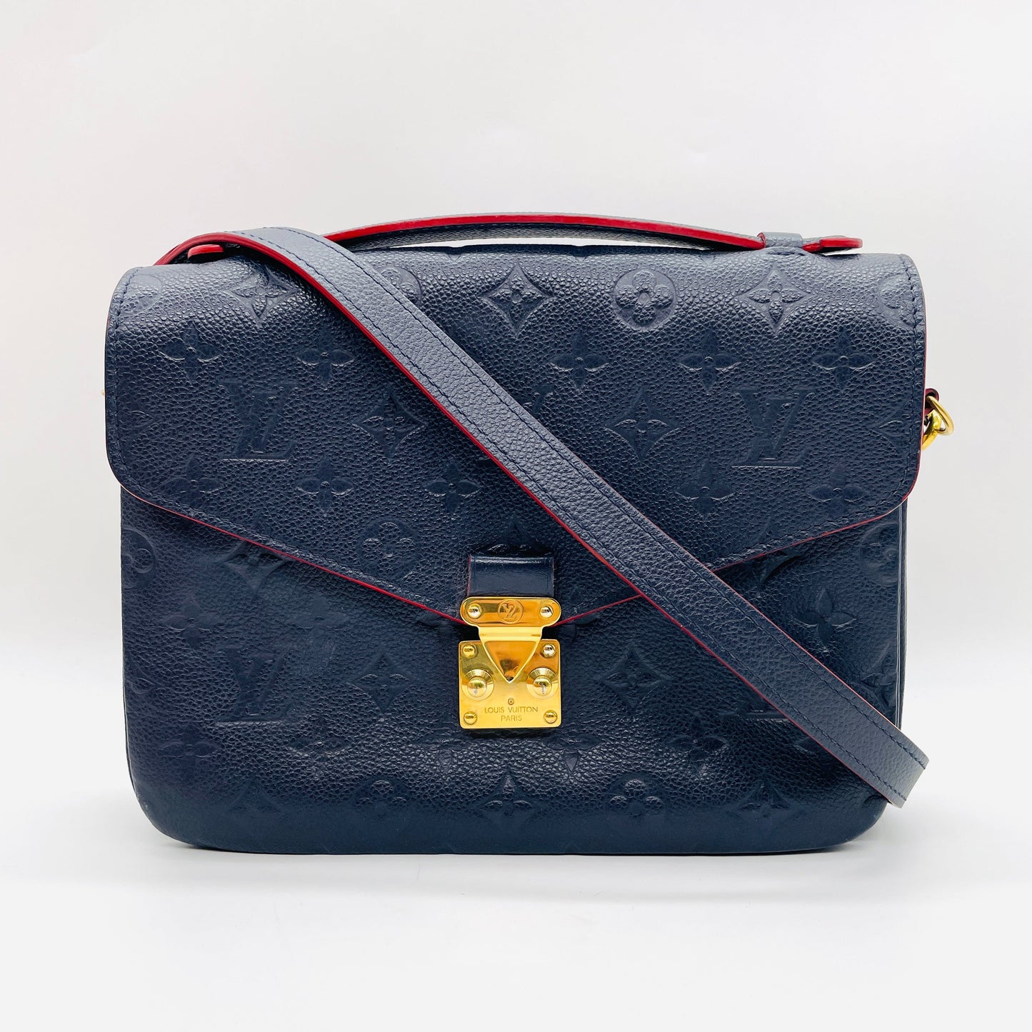 Louis Vuitton Amplant Metis