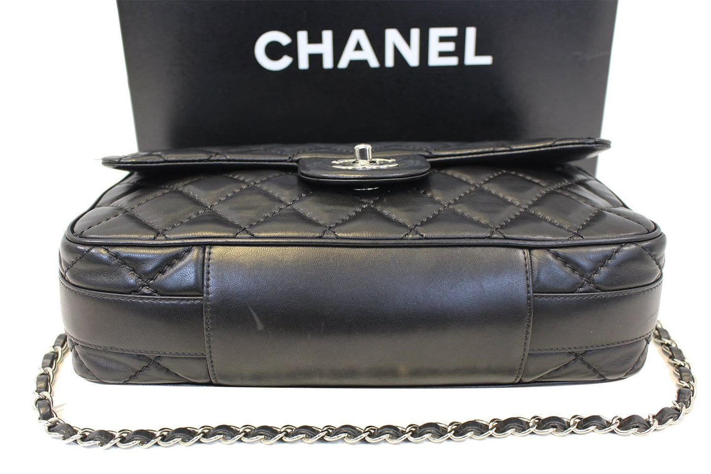 CHANEL Black Lambskin Leather Jumbo Flap Bag