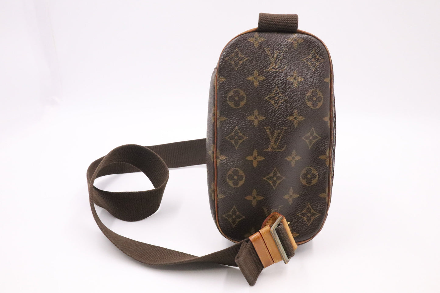 Louis Vuitton Pochette Gange in Monogram Canvas