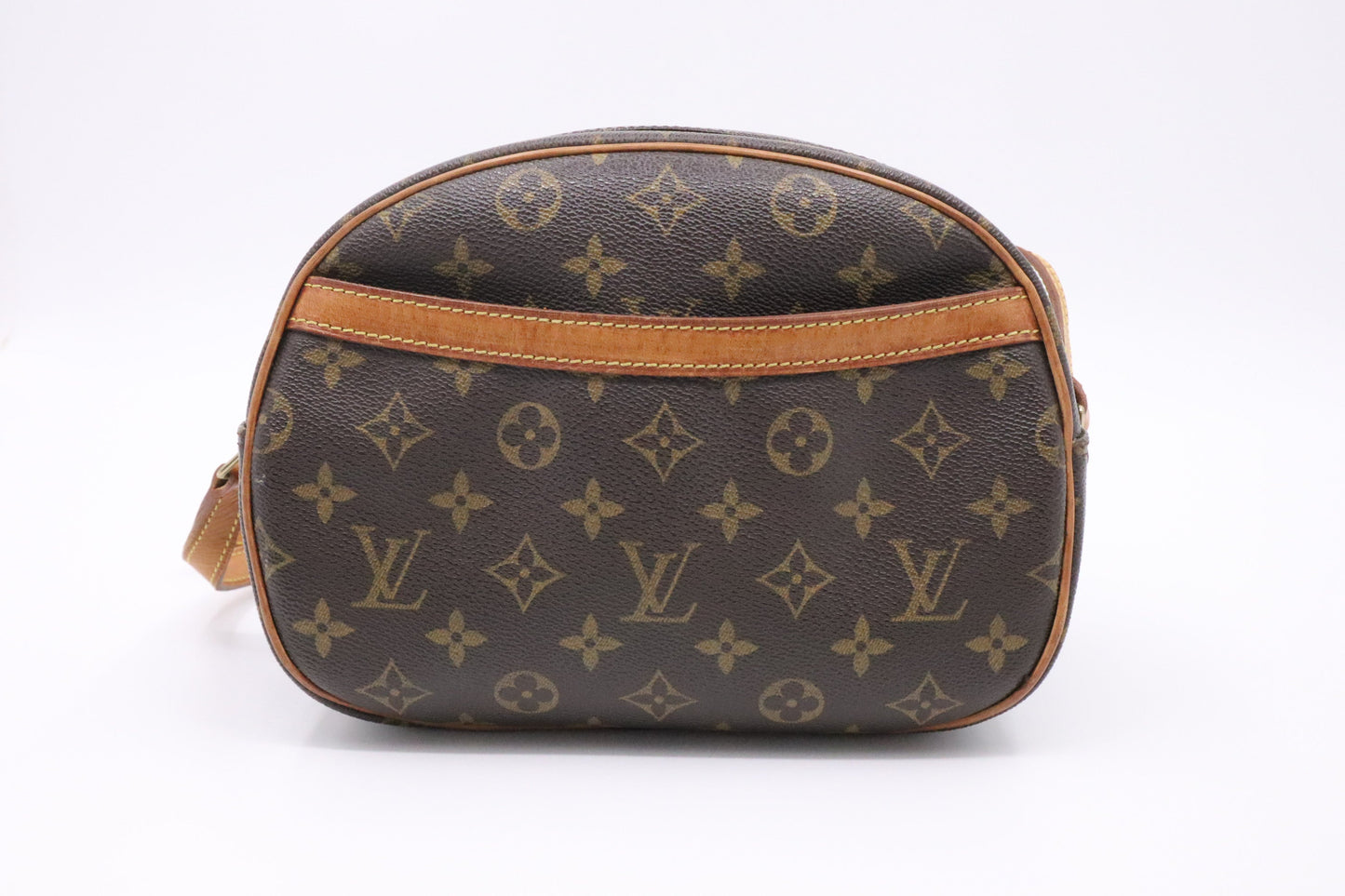 Louis Vuitton Blois in Monogram Canvas