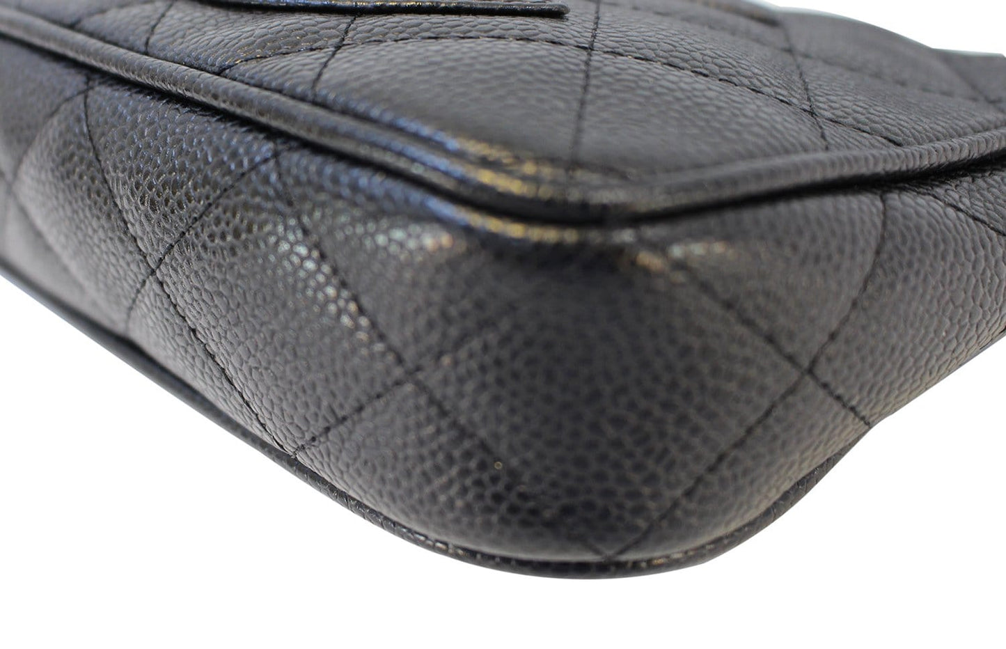 Chanel Shoulder Bag - CHANEL Black Sac Divers Mini Caviar
