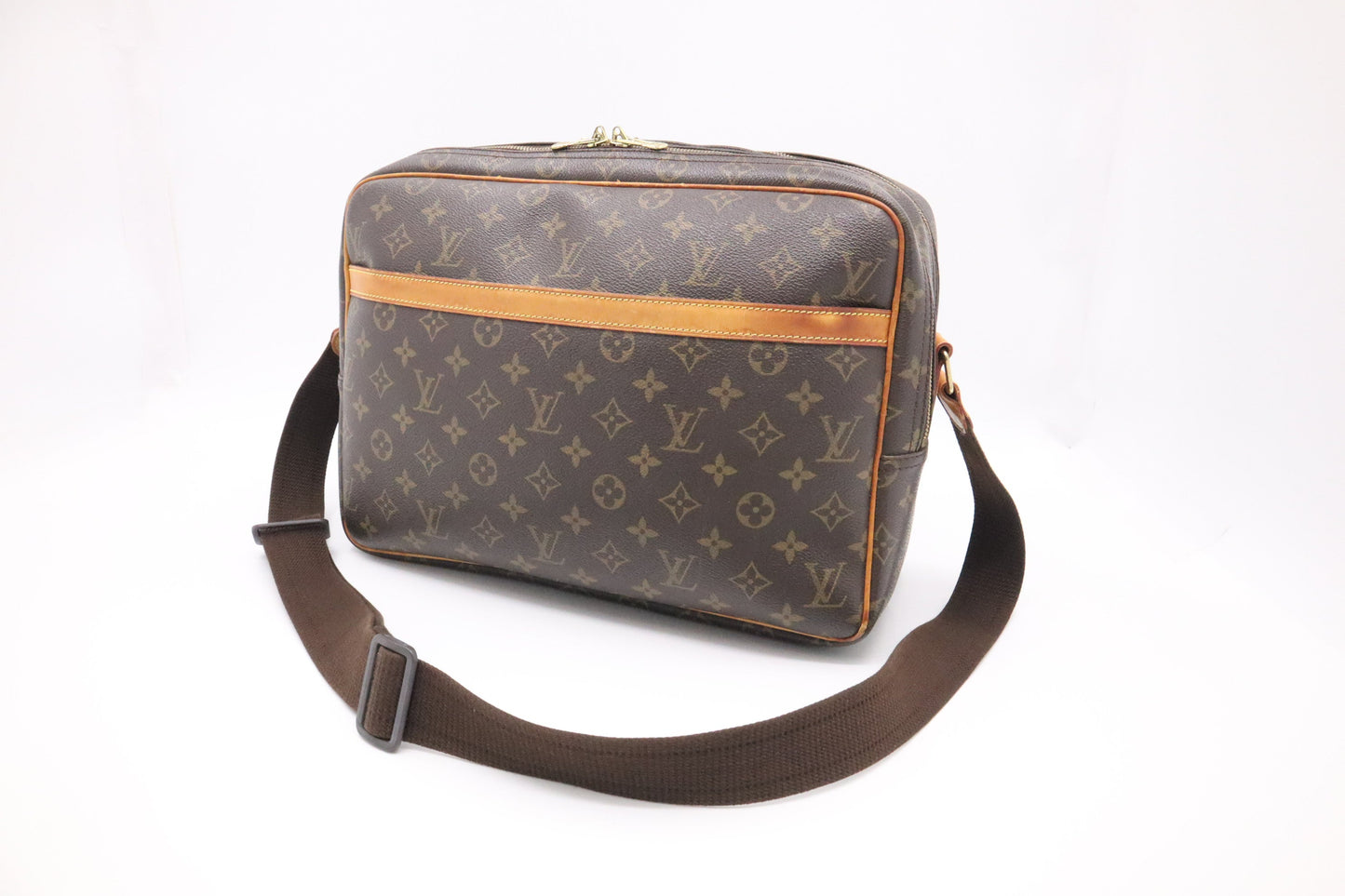 Louis Vuitton Reporter GM in Monogram Canvas