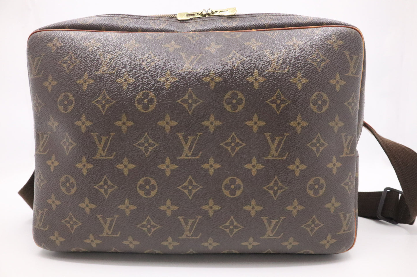 Louis Vuitton Reporter GM in Monogram Canvas