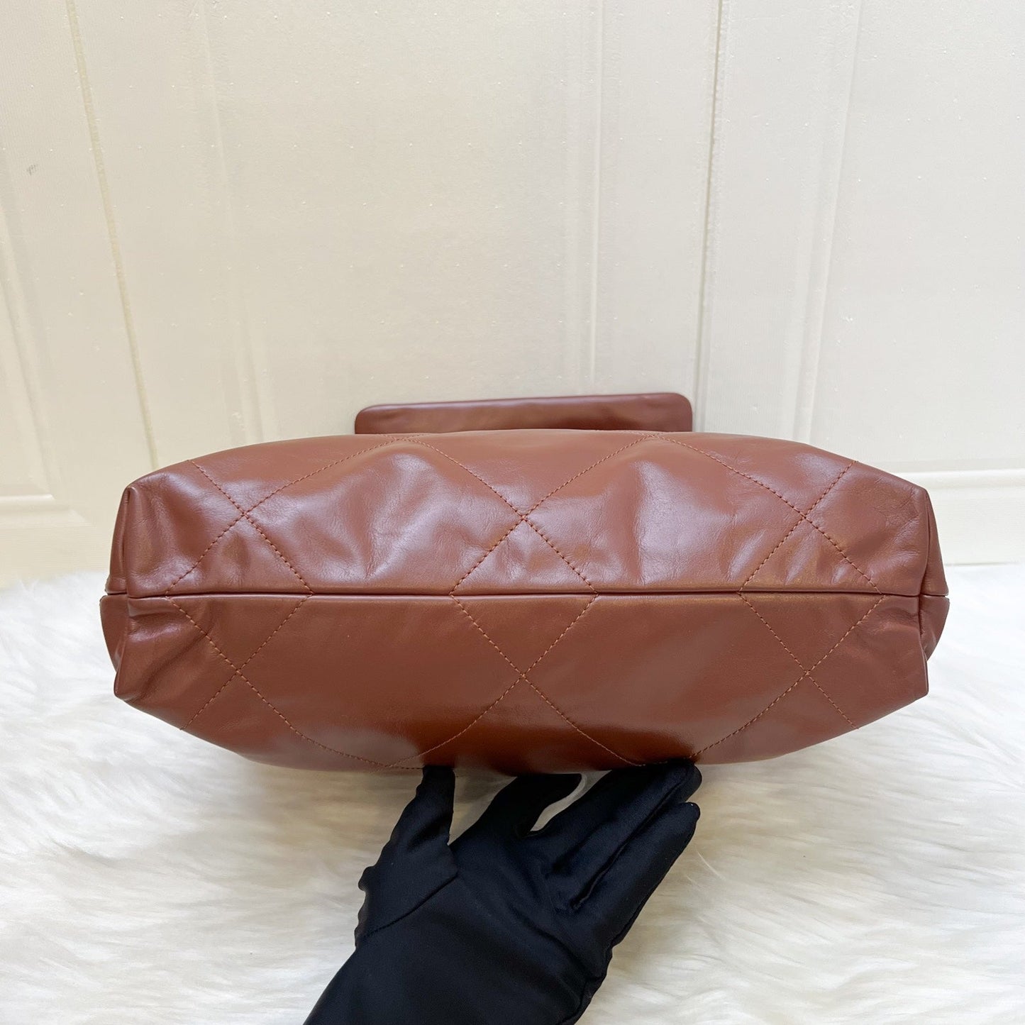 Chanel 22 Small Hobo Handbag in 24A Cognac Brown Shiny Calfskin and AGHW (Model: AS3260)