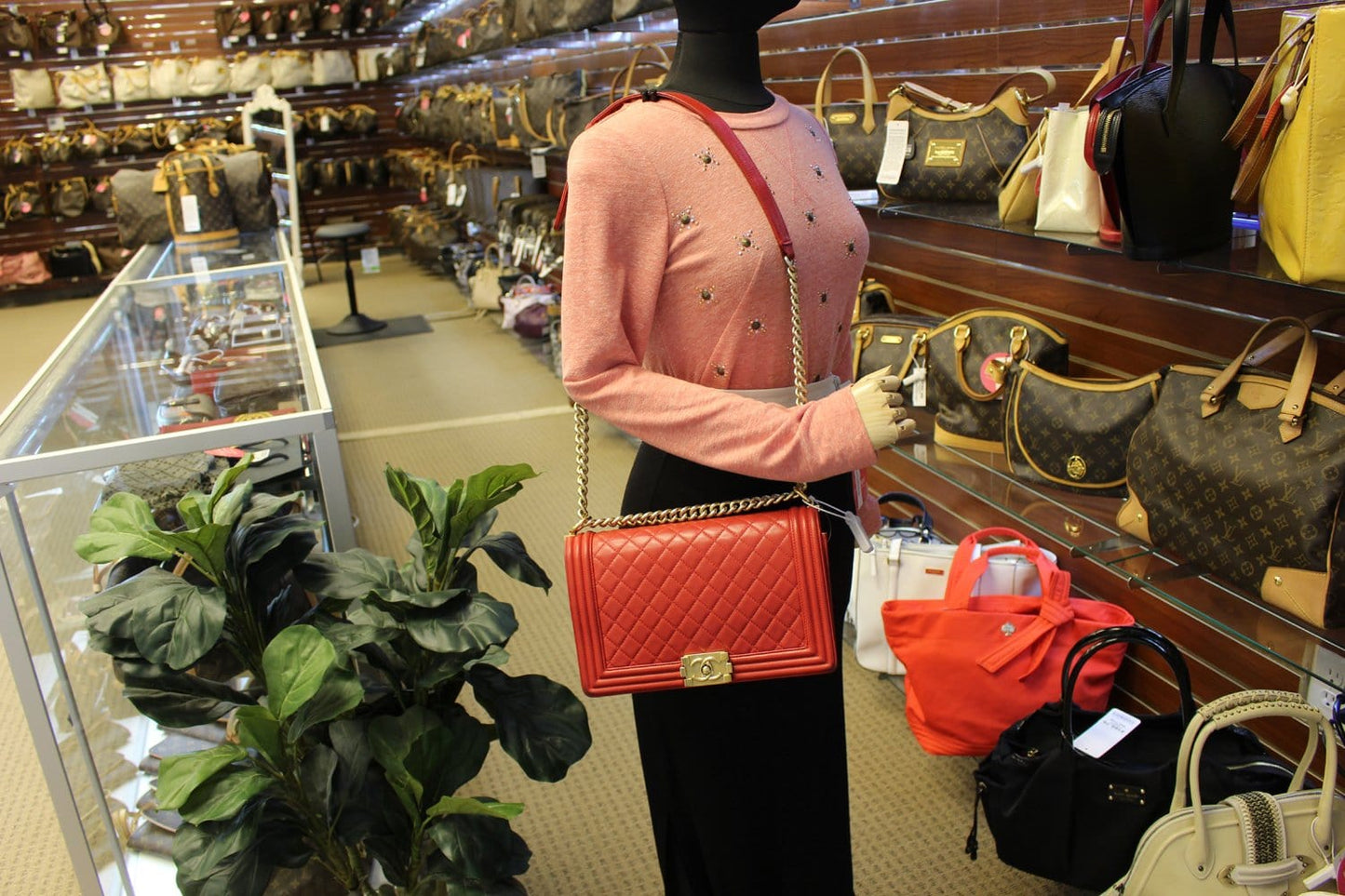 CHANEL Boy Bag - Red Glazed Quilted Leather Large