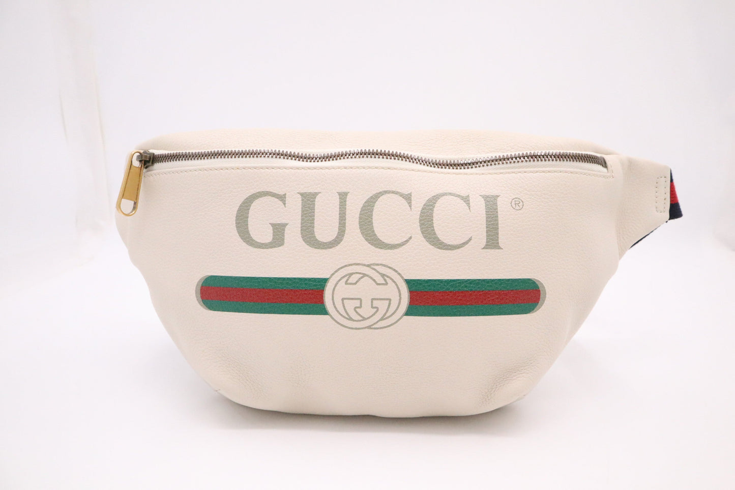 Gucci Waist Bag in White Leather