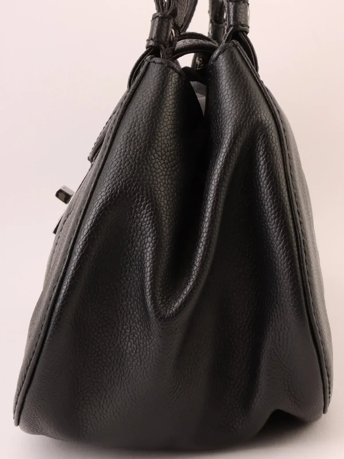Chanel Shoulder Bag - Ewore Bags