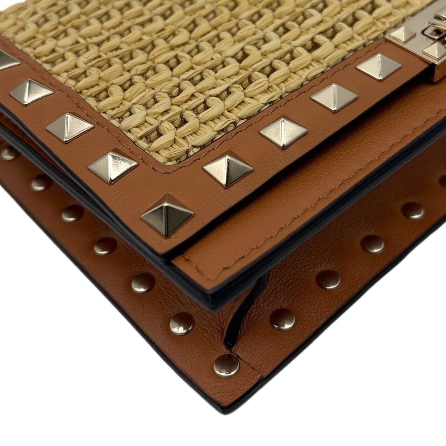 VALENTINO Garavani Rockstud Raffia Wallet On Chain Crossbody Bag Tan