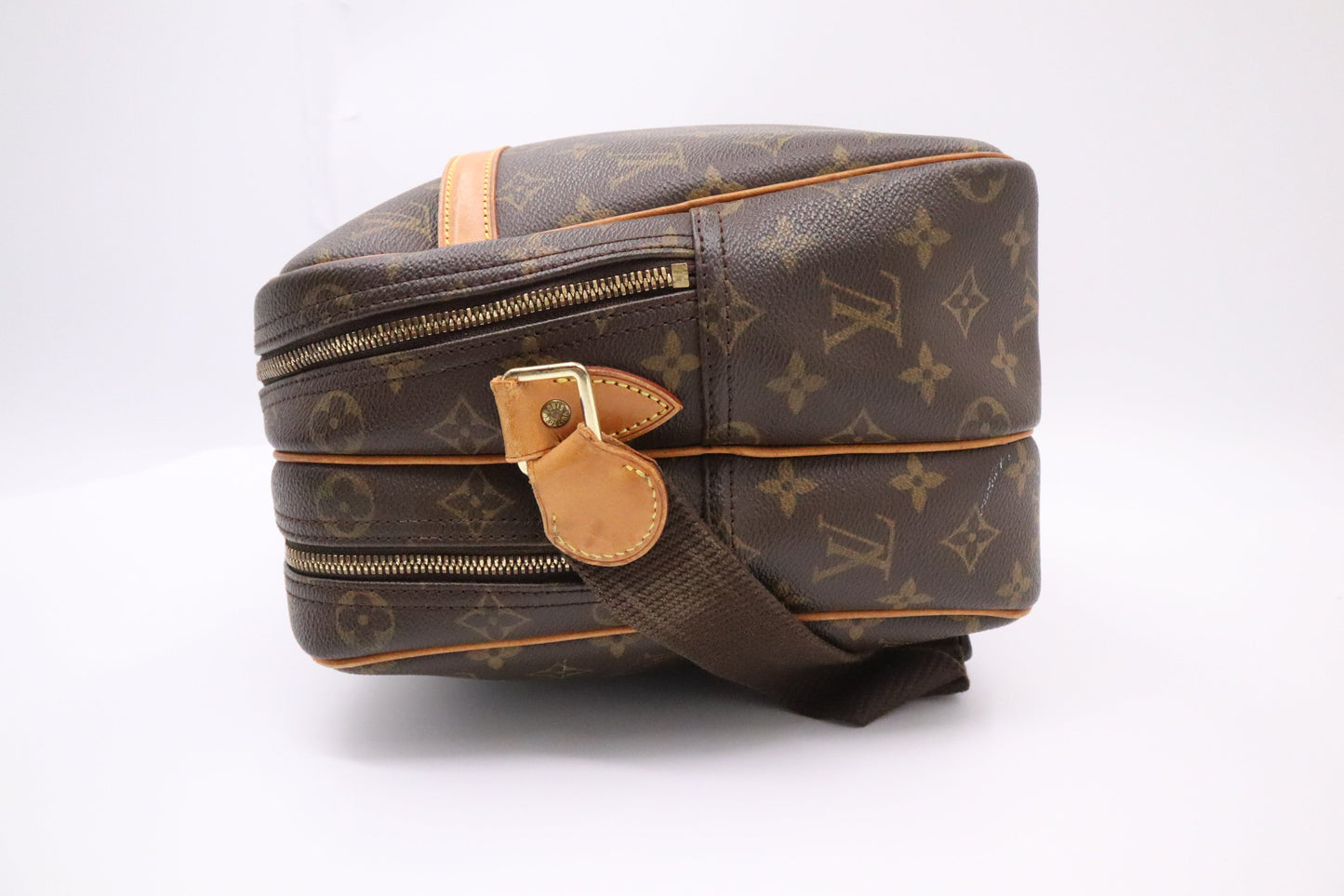 Louis Vuitton Reporter GM in Monogram Canvas