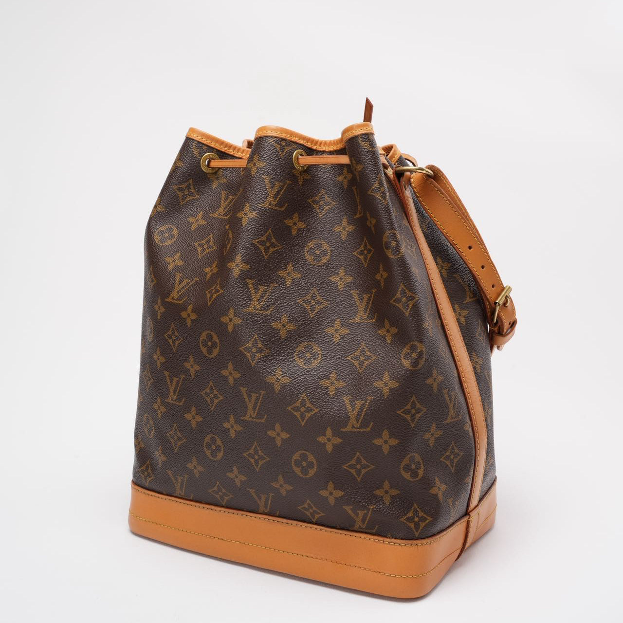 Louis Vuitton  Monogram Noè GM 1995