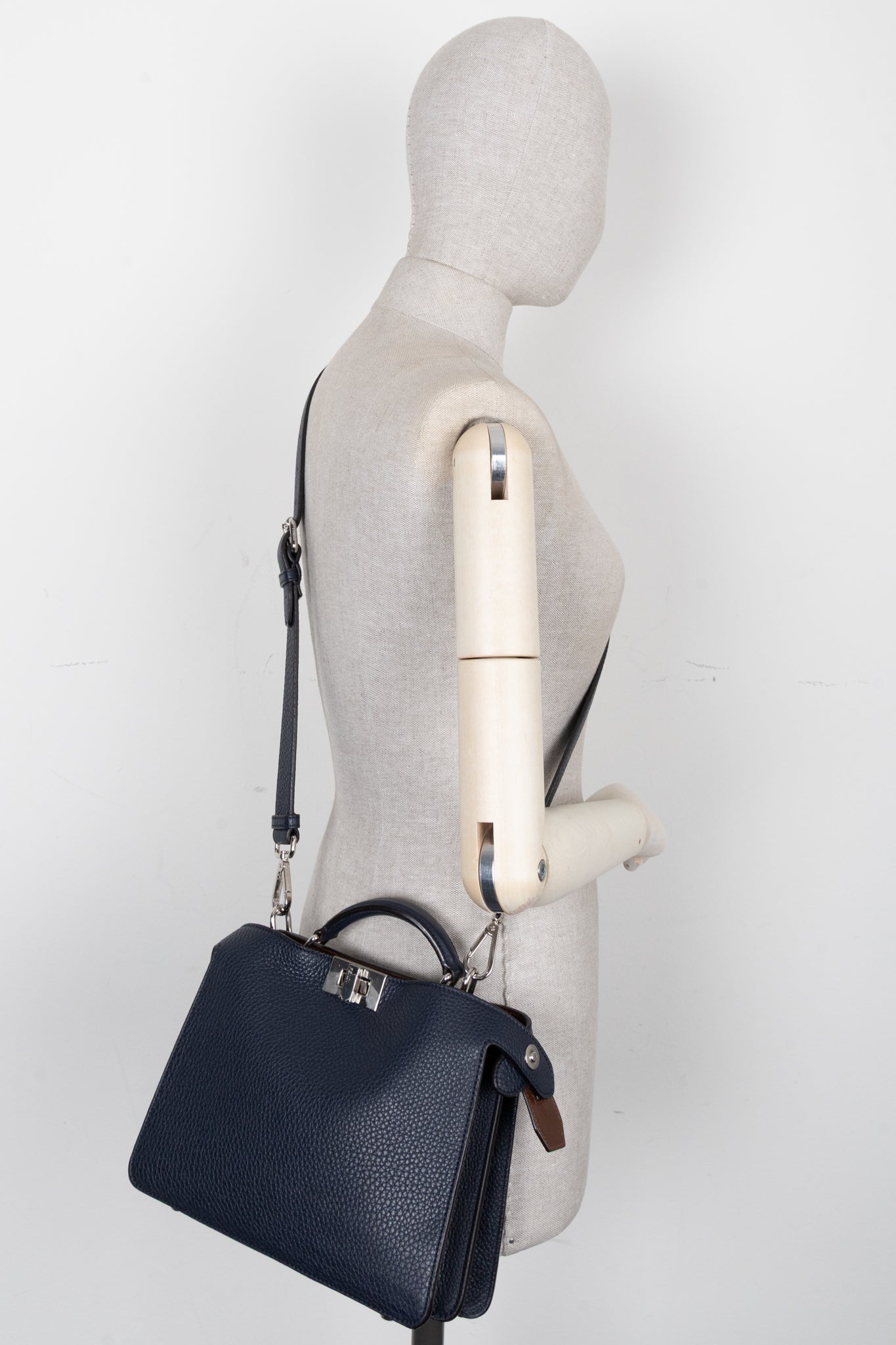 FENDI Peekaboo ISeeU Bag Small Darkblue