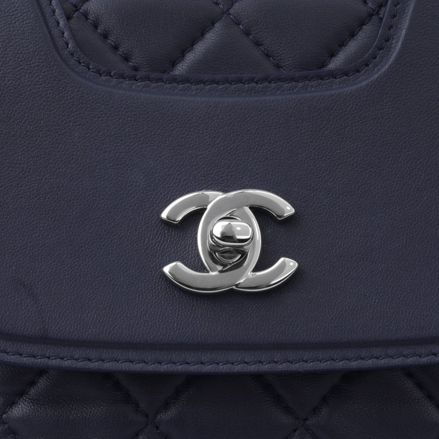 Chanel Accordion Shoulder Bag - Navy