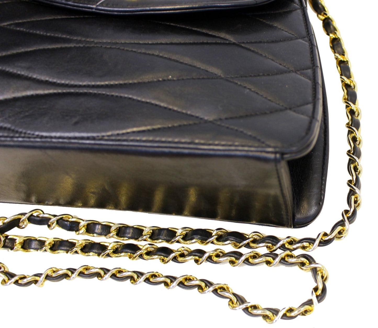 Rare CHANEL Wave Lambskin GHW CC Flap Bag