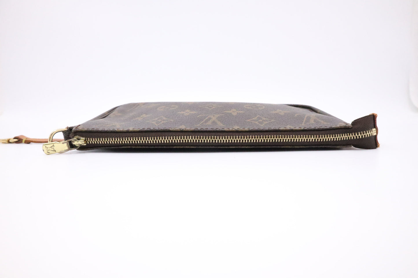 Louis Vuitton Pochette Accessoires in Monogram Canvas