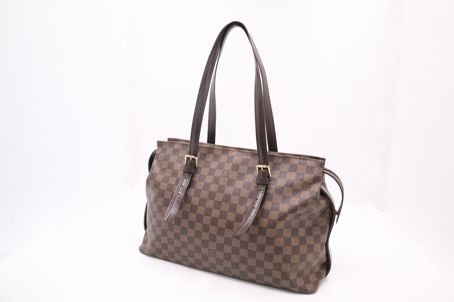 Louis Vuitton Chelsea in Damier Ebene Canvas