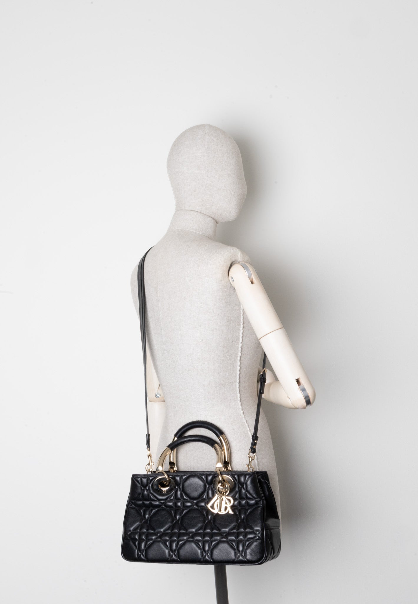 CHRISTIAN DIOR Lady Dior 95.22 Cannage Black