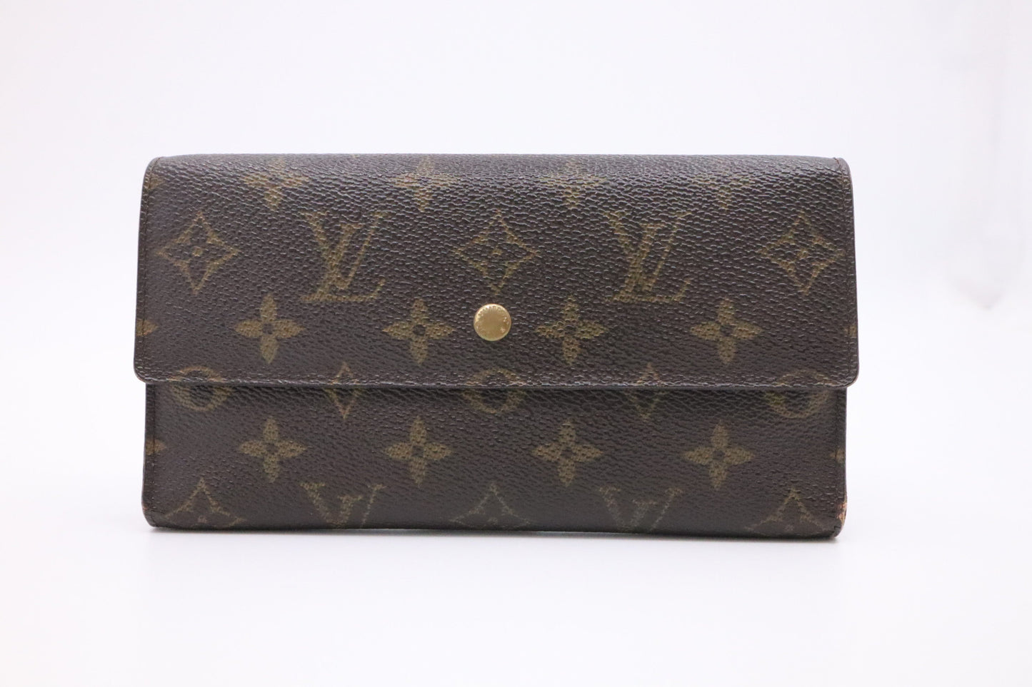 Louis Vuitton international Wallet in Monogram Canvas
