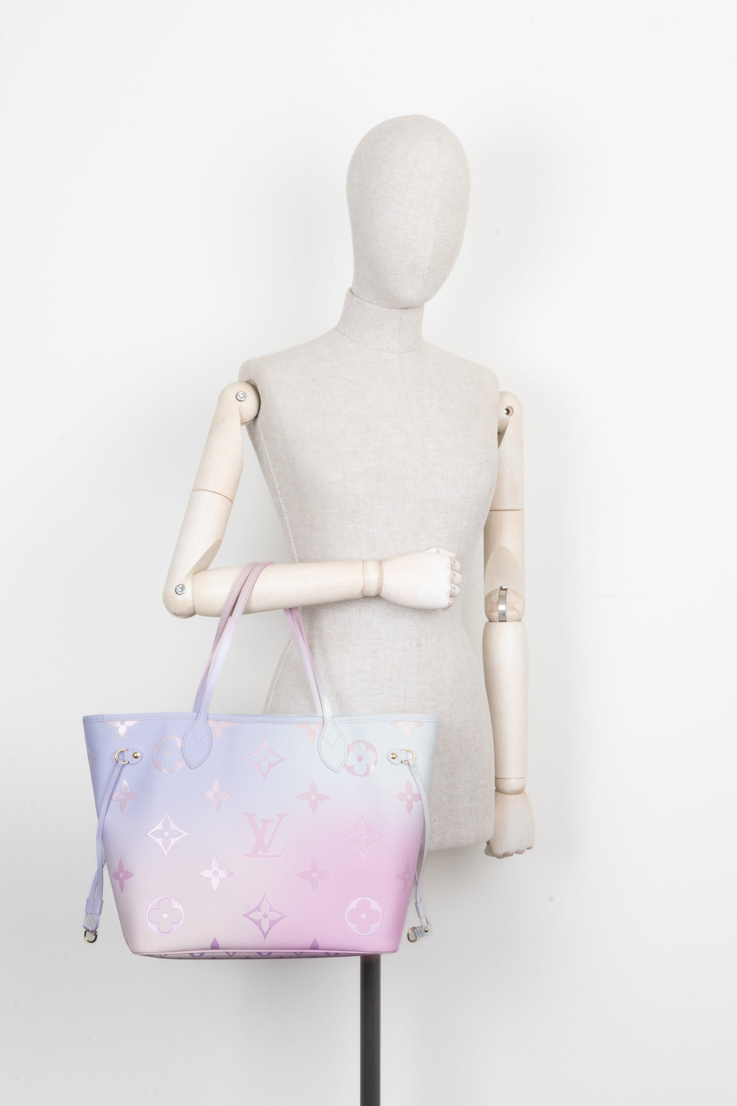 LOUIS VUITTON Neverfull MM Sunrise MNG Pink Blue