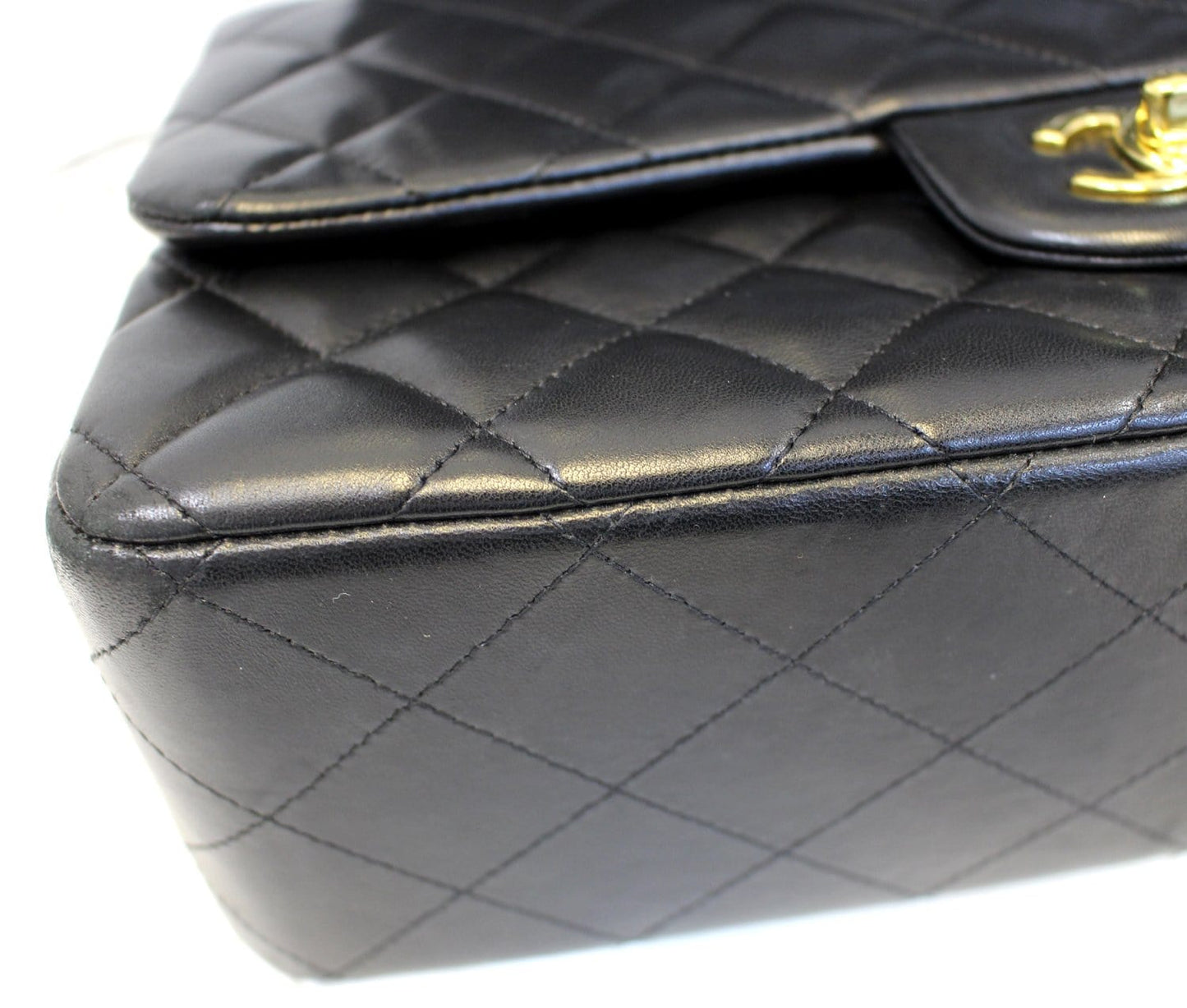 CHANEL Black Quilted Leather Jumbo Double Flap Shoulder Bag