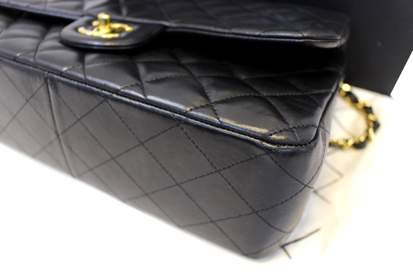 CHANEL Black Quilted Leather Jumbo Double Flap Shoulder Bag