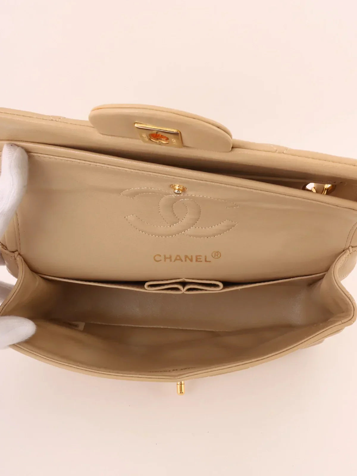Chanel Handbag - Ewore Bags