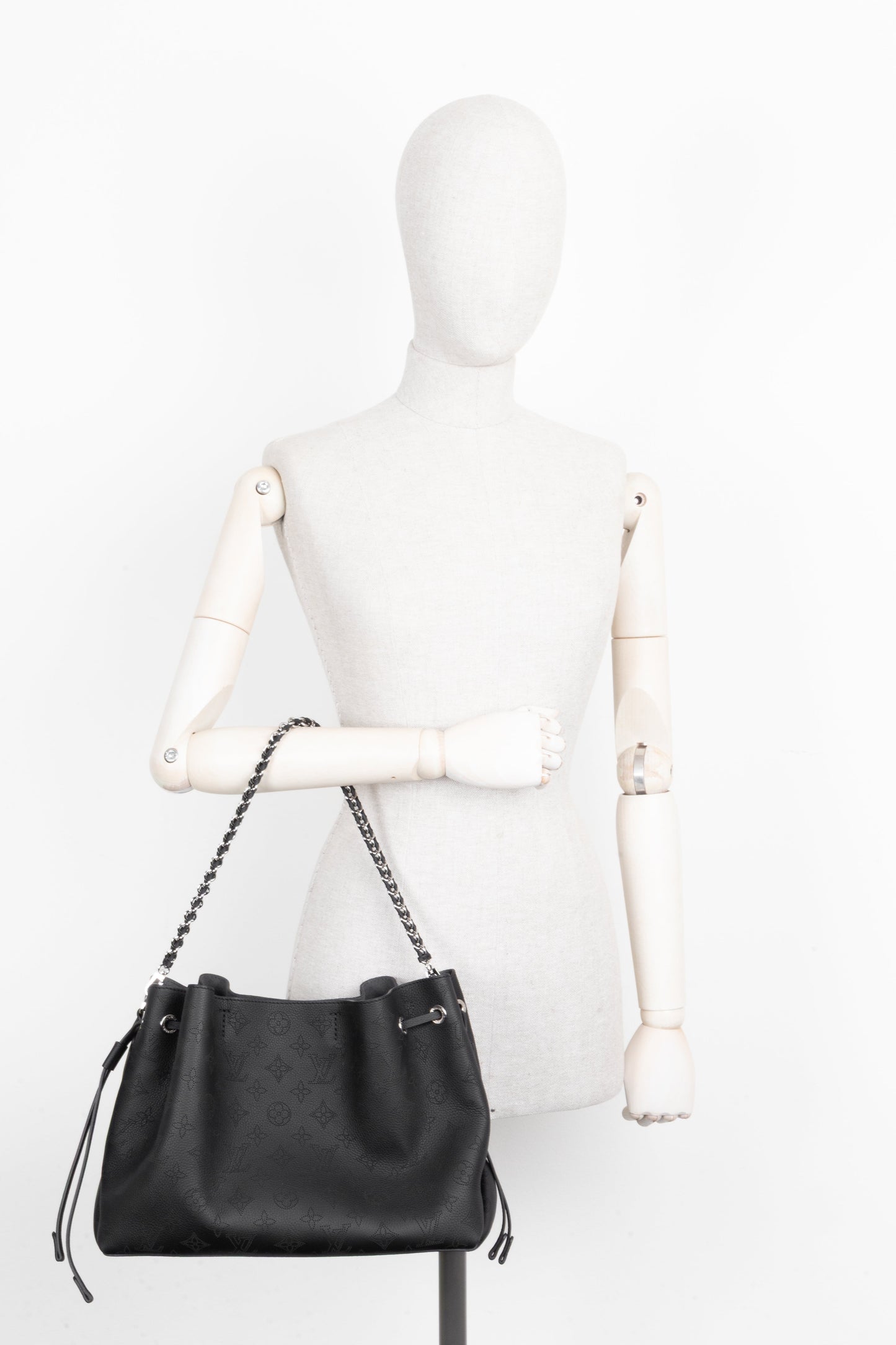 LOUIS VUITTON Bella Tote Mahina Black