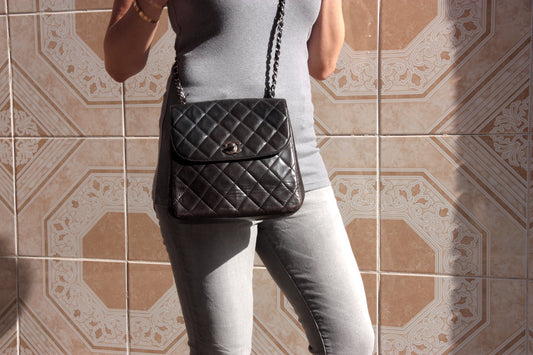 CHANEL 1997 Quilted Crossbody Flap Bag