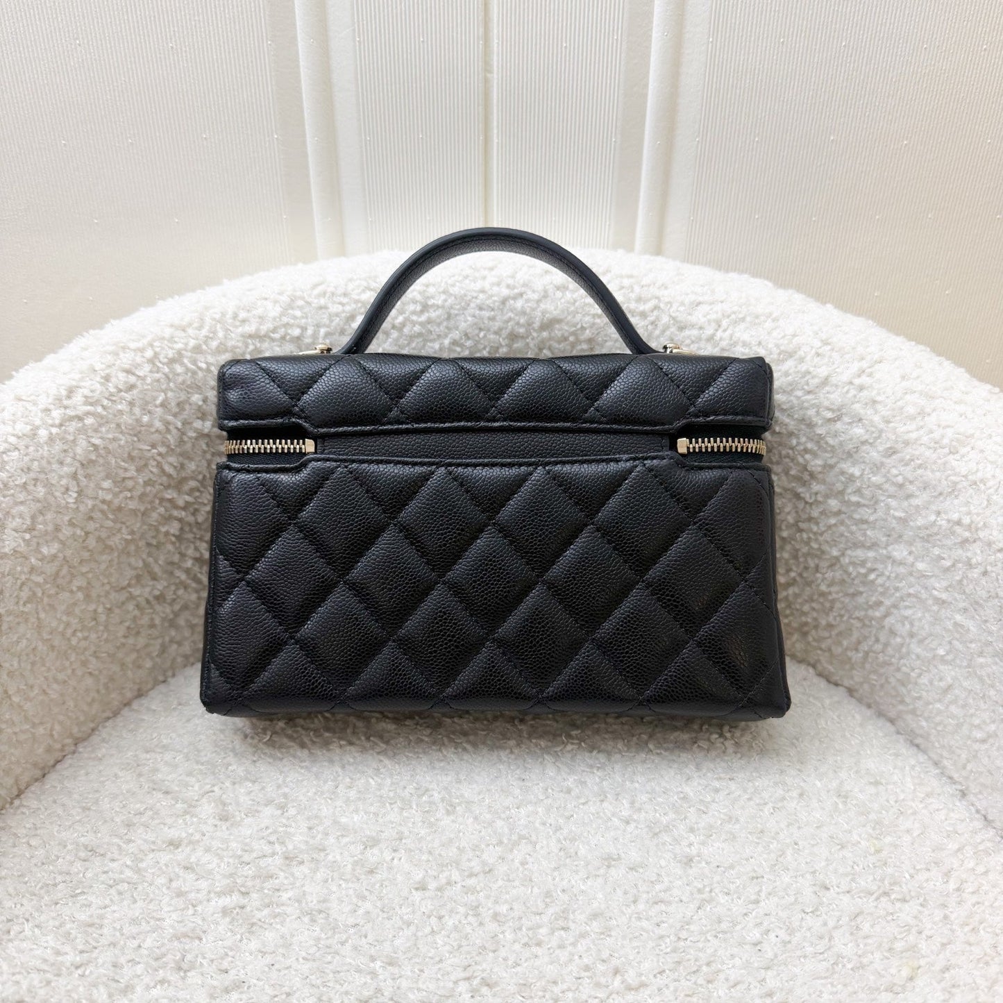 [Local Set - Oct 2025] Chanel 25K Vanity / Clutch with Chain (LP Style Bag) in Black Caviar and LGHW (Model: AP4385)