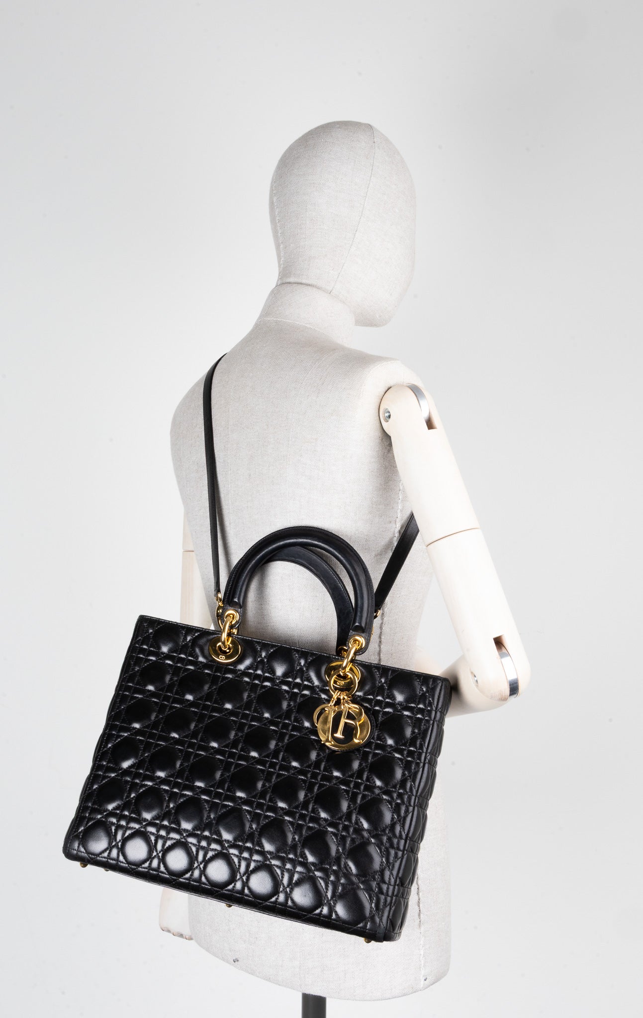 CHRISTIAN DIOR Lady Dior Large Black Cannage