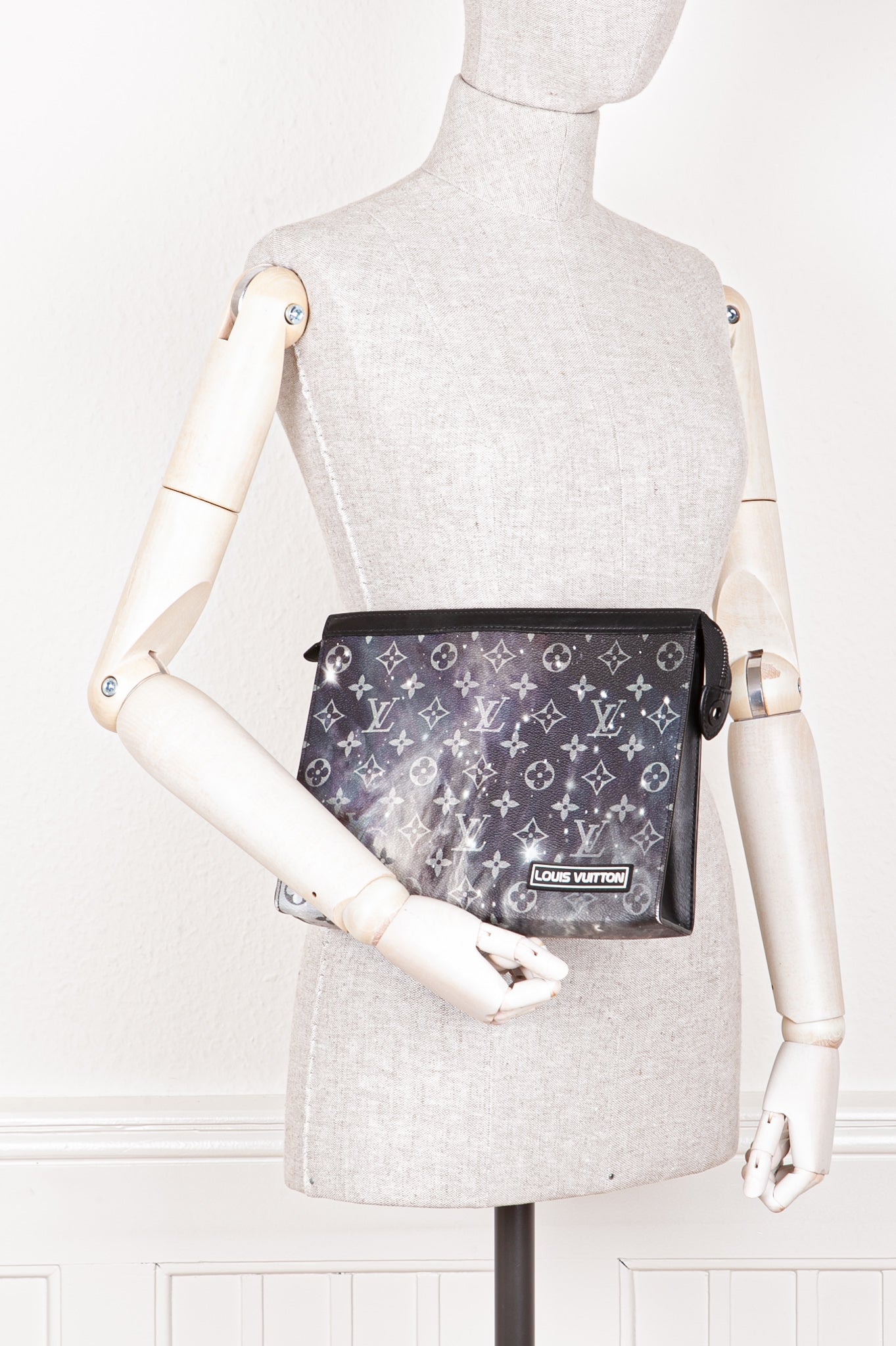 LOUIS VUITTON Galaxy Pochette Voyage MM Clutch
