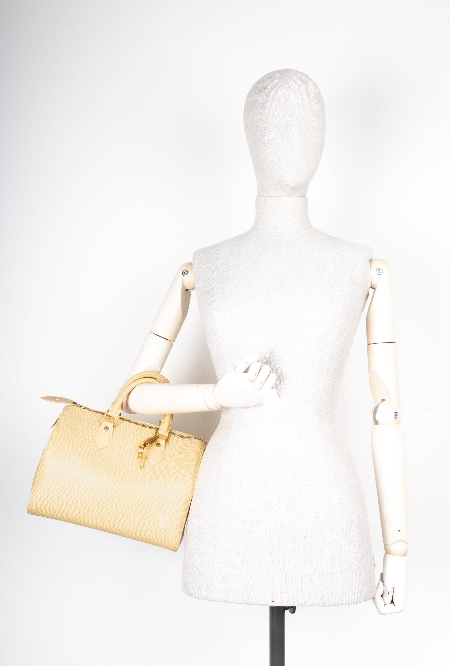 LOUIS VUITTON Speedy 30 Vanille Epi Leather