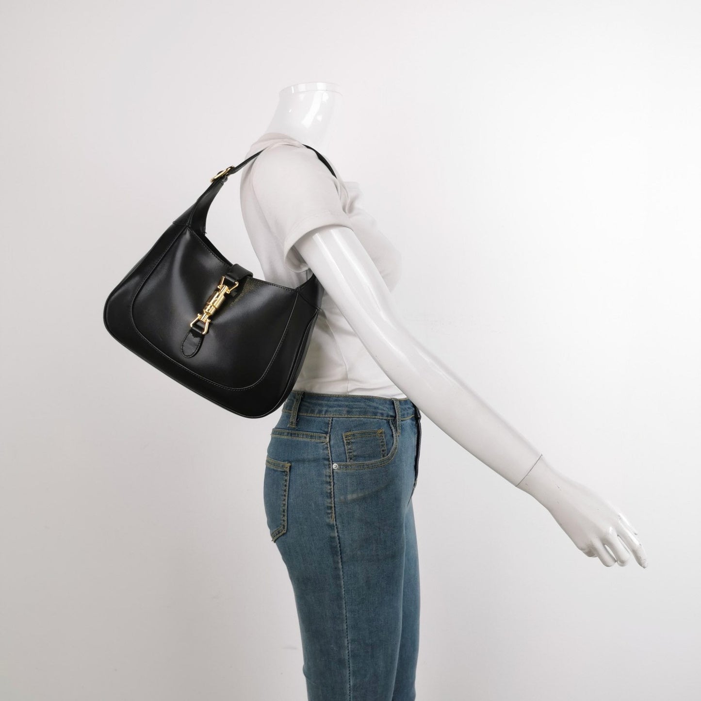 Gucci Jackie 1961 Black Leather Bag with Adjustable Strap Giftable Condition