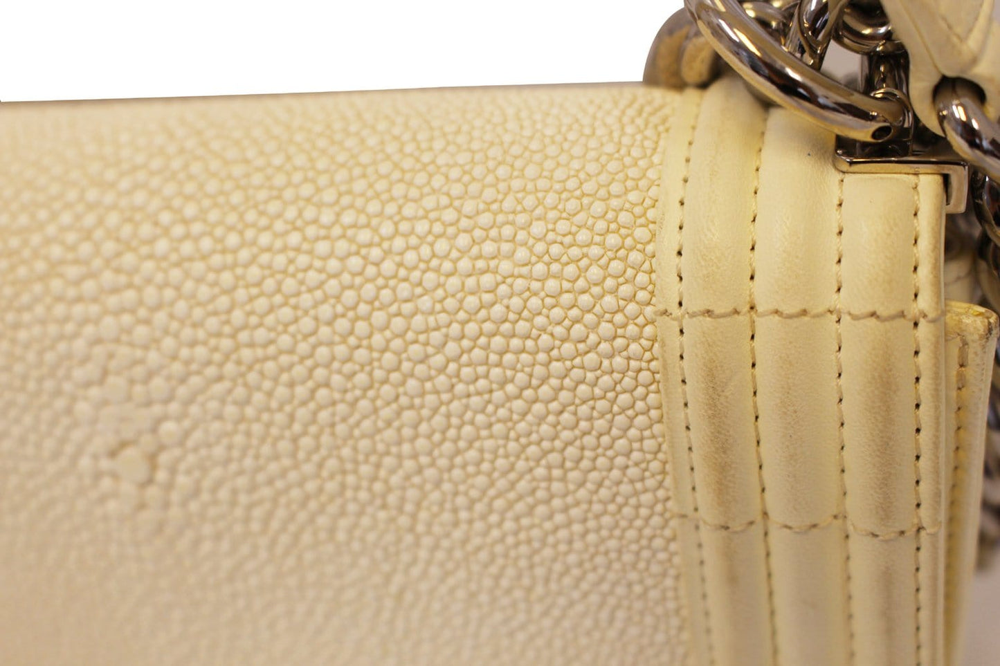 Chanel White Boy Stingray Leather small sample Crossbody Bag - Sale