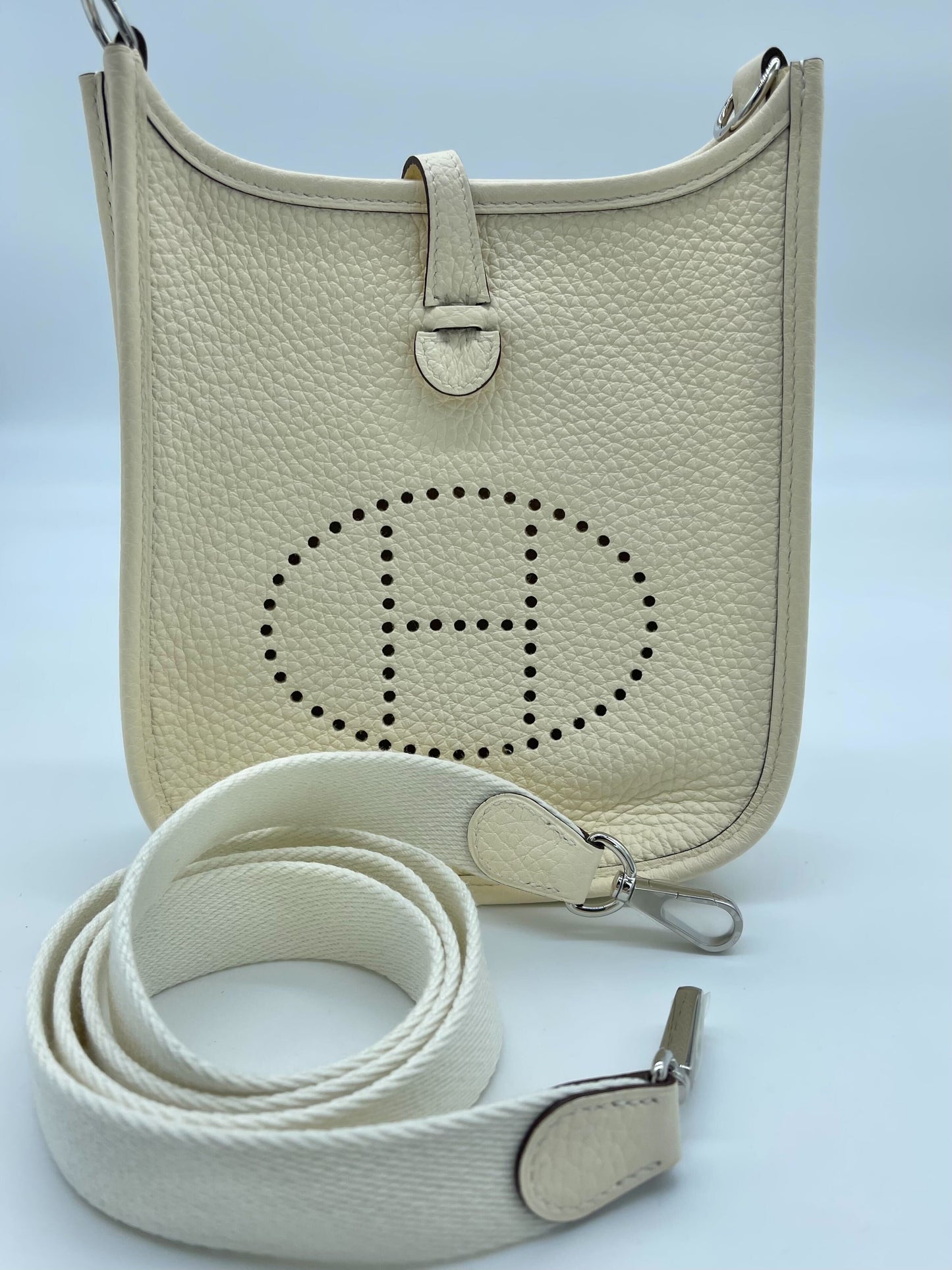 Luxury Hermes Evelyne 16 Amazone Taurillon Clemence Bag