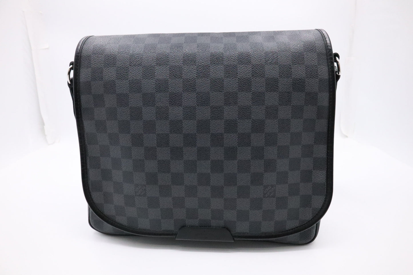 Louis Vuitton Daniel MM in Damier Graphite Canvas