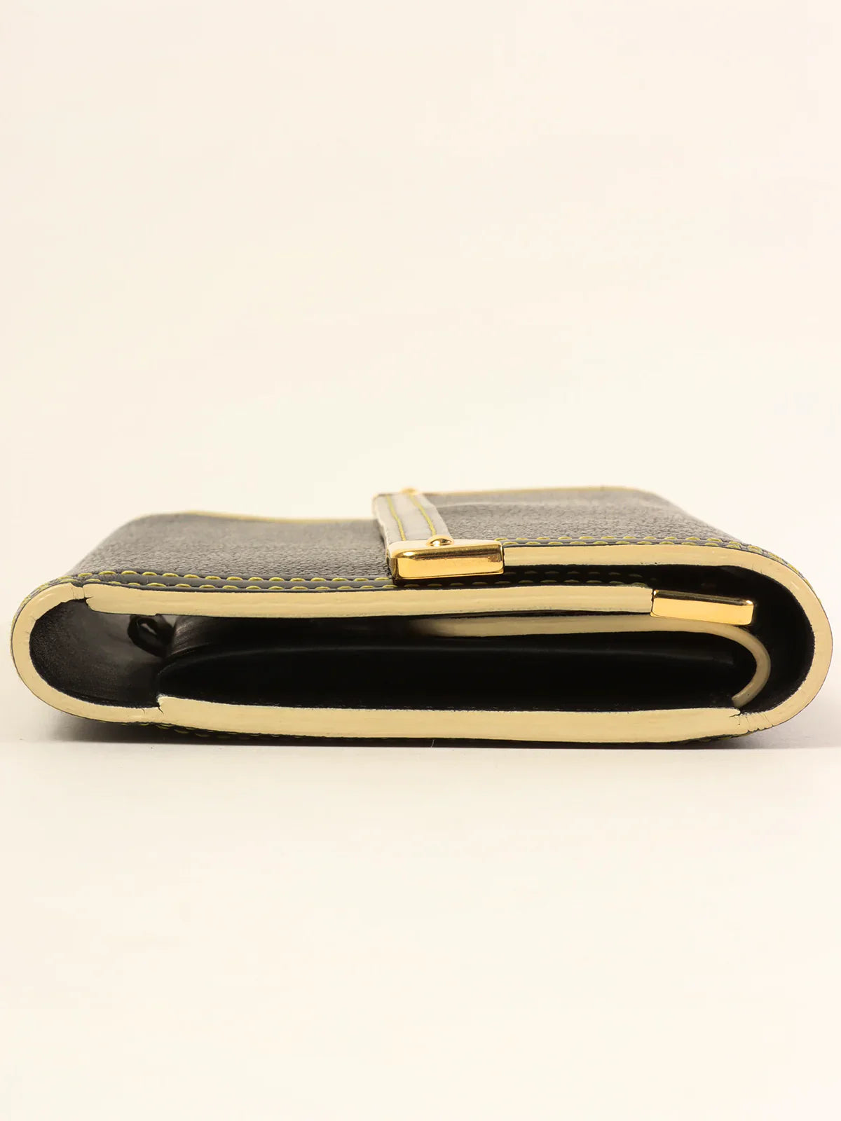 LOUIS VUITTON 2005 Made Porte Tresor International Black