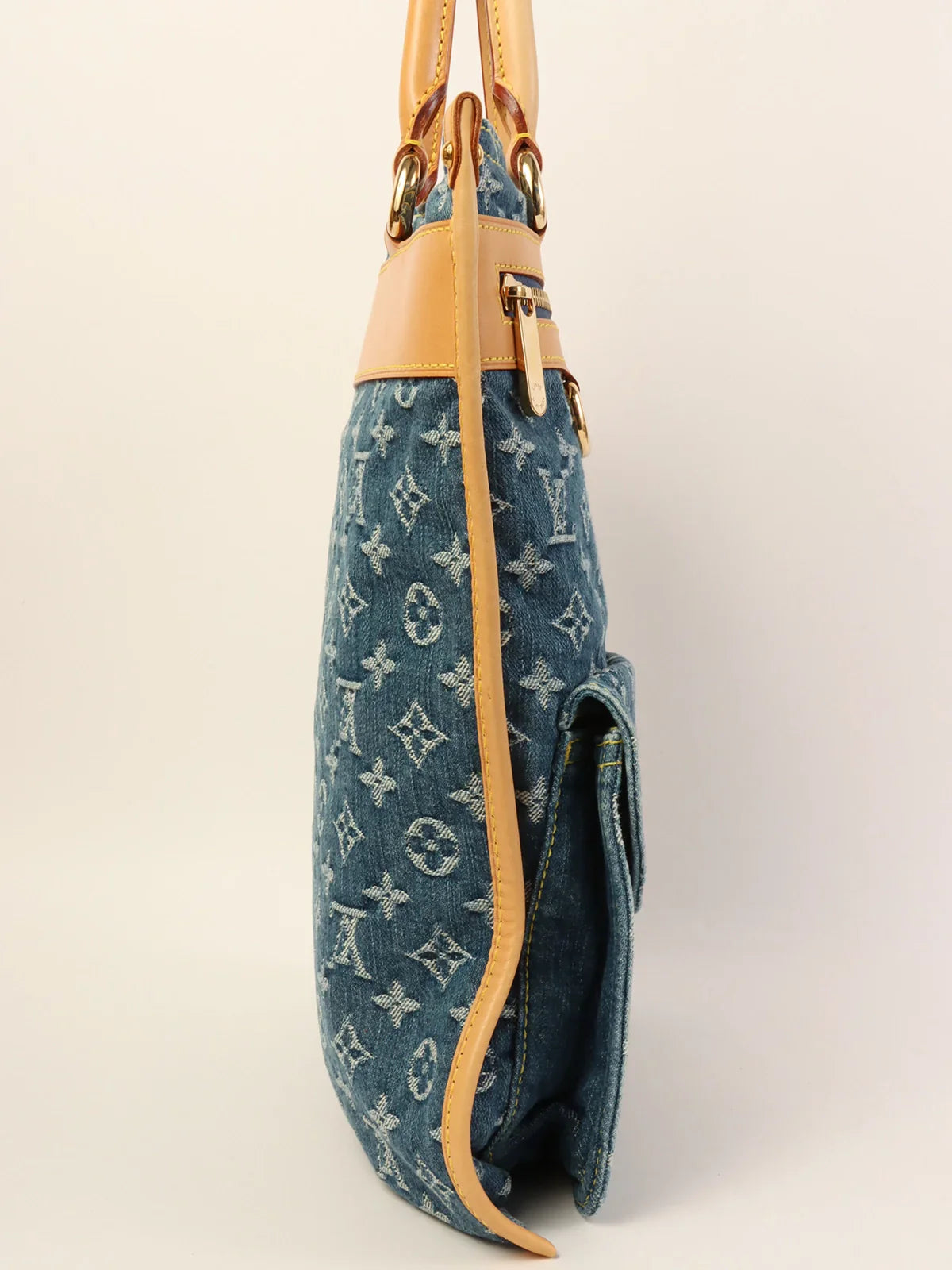 LOUIS VUITTON 2005 Made Monogram Flat Shopper Indigo Blue