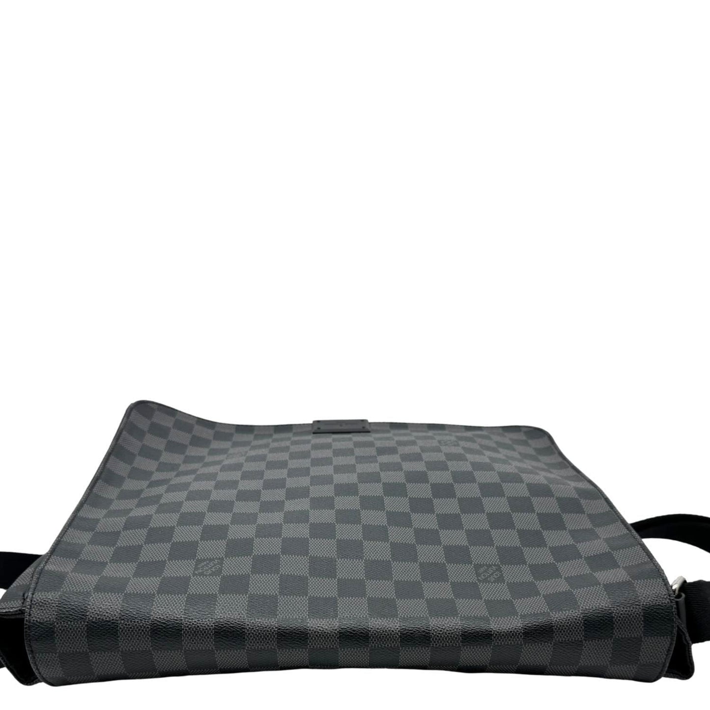 LOUIS VUITTON District MM Monogram Eclipse Messenger Bag Black