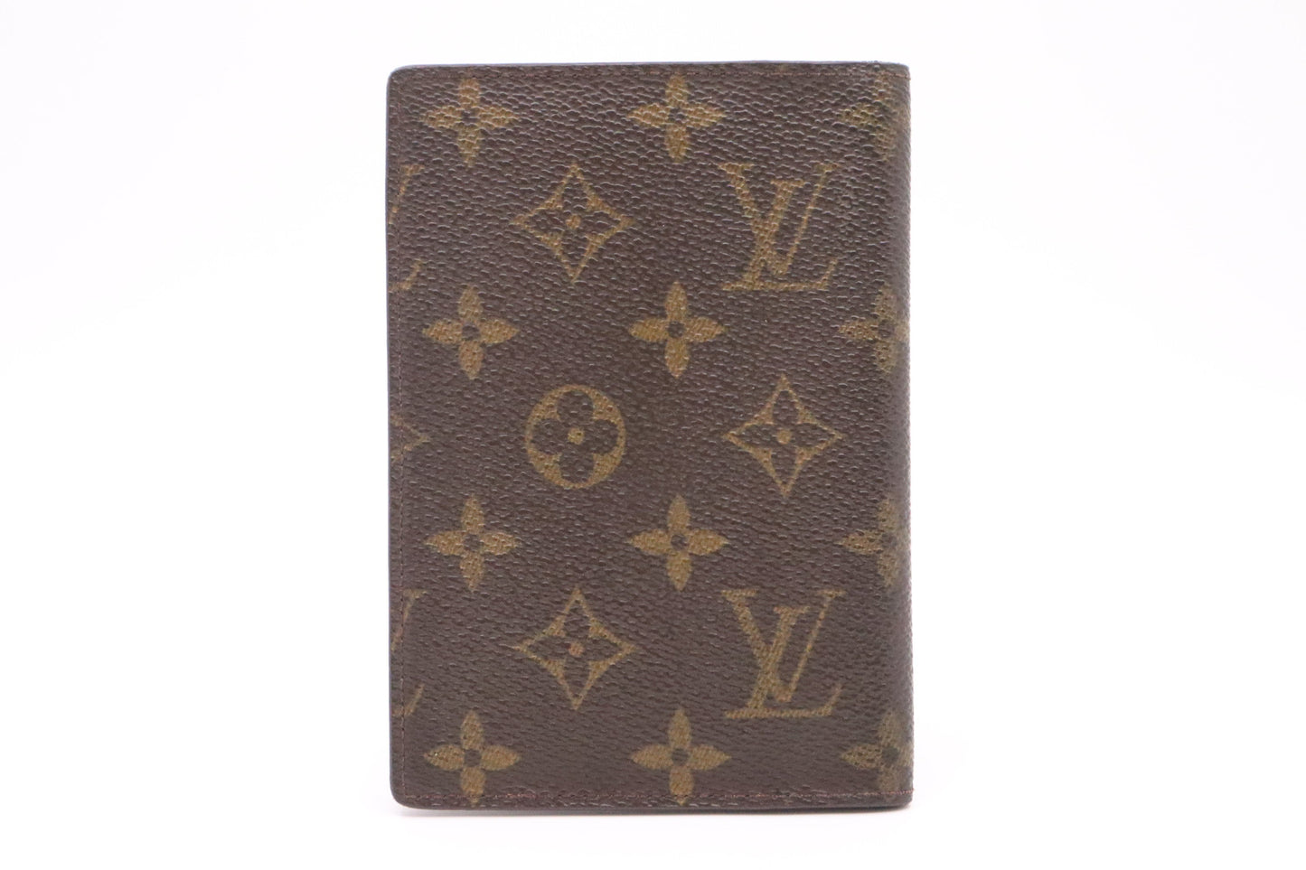 Louis Vuitton Passport Cover in Monogram Canvas