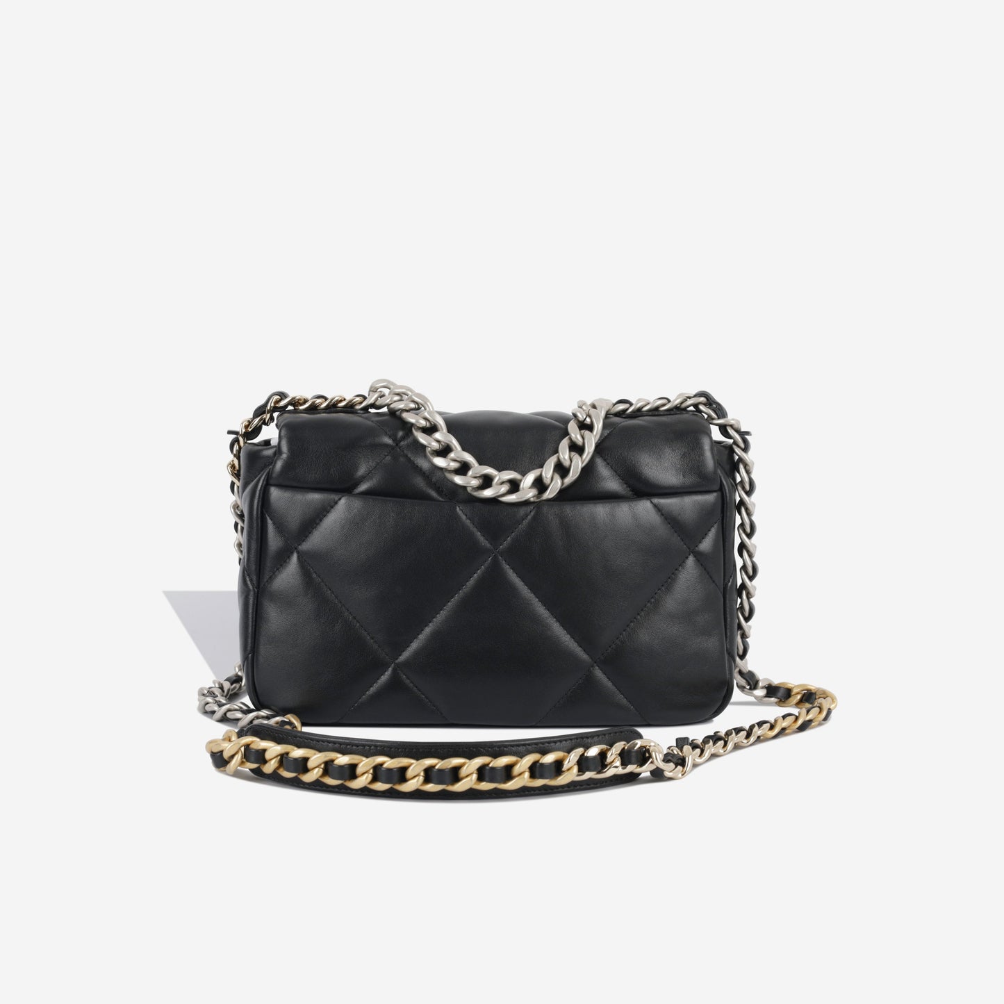 Chanel Chanel 19 - Small