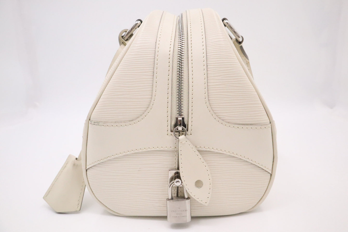 Louis Vuitton Montaigne Bowling MM in White Epi Leather