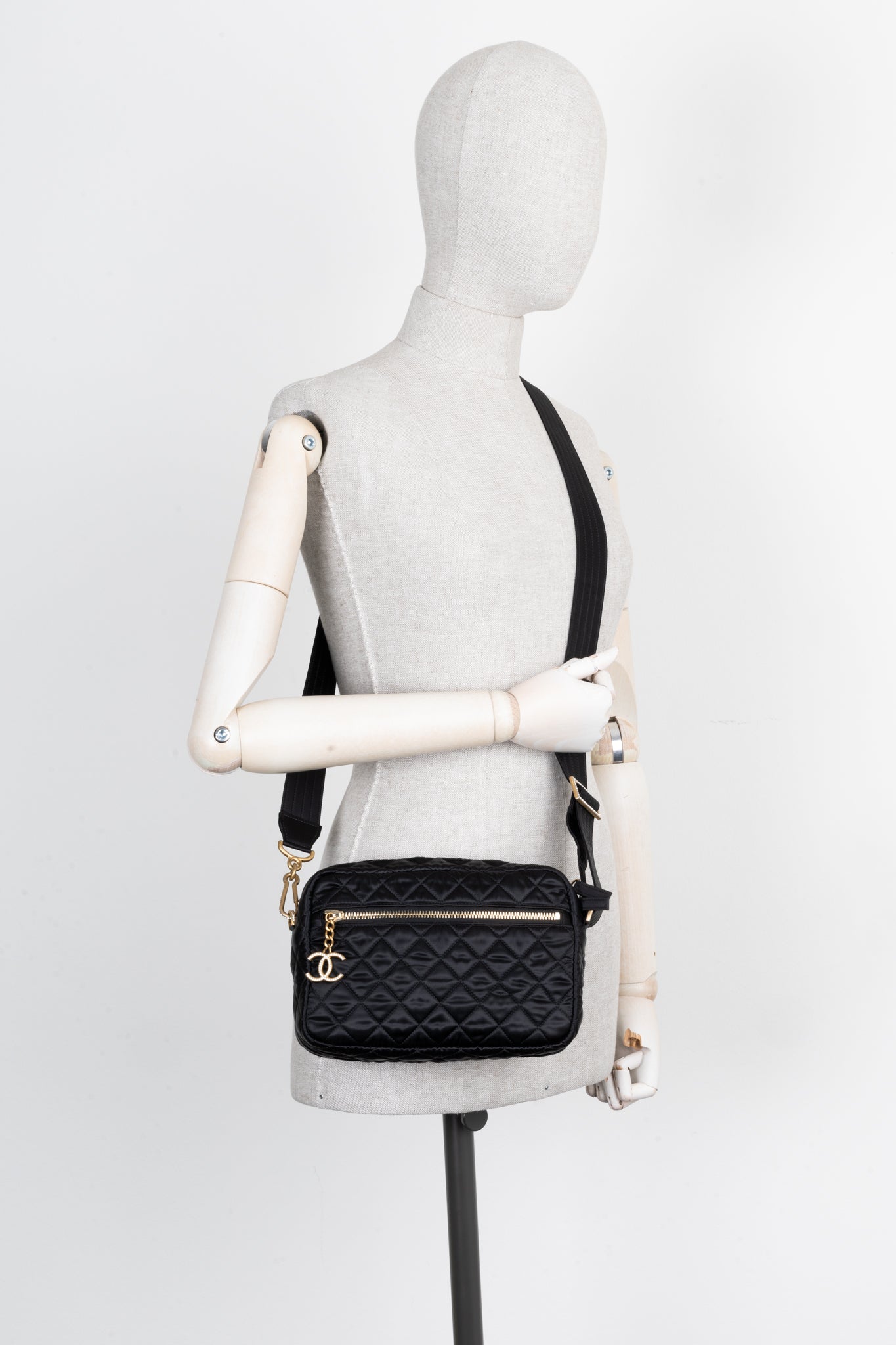 Chanel Camera Bag Crossbody Bag - Ewore Bags