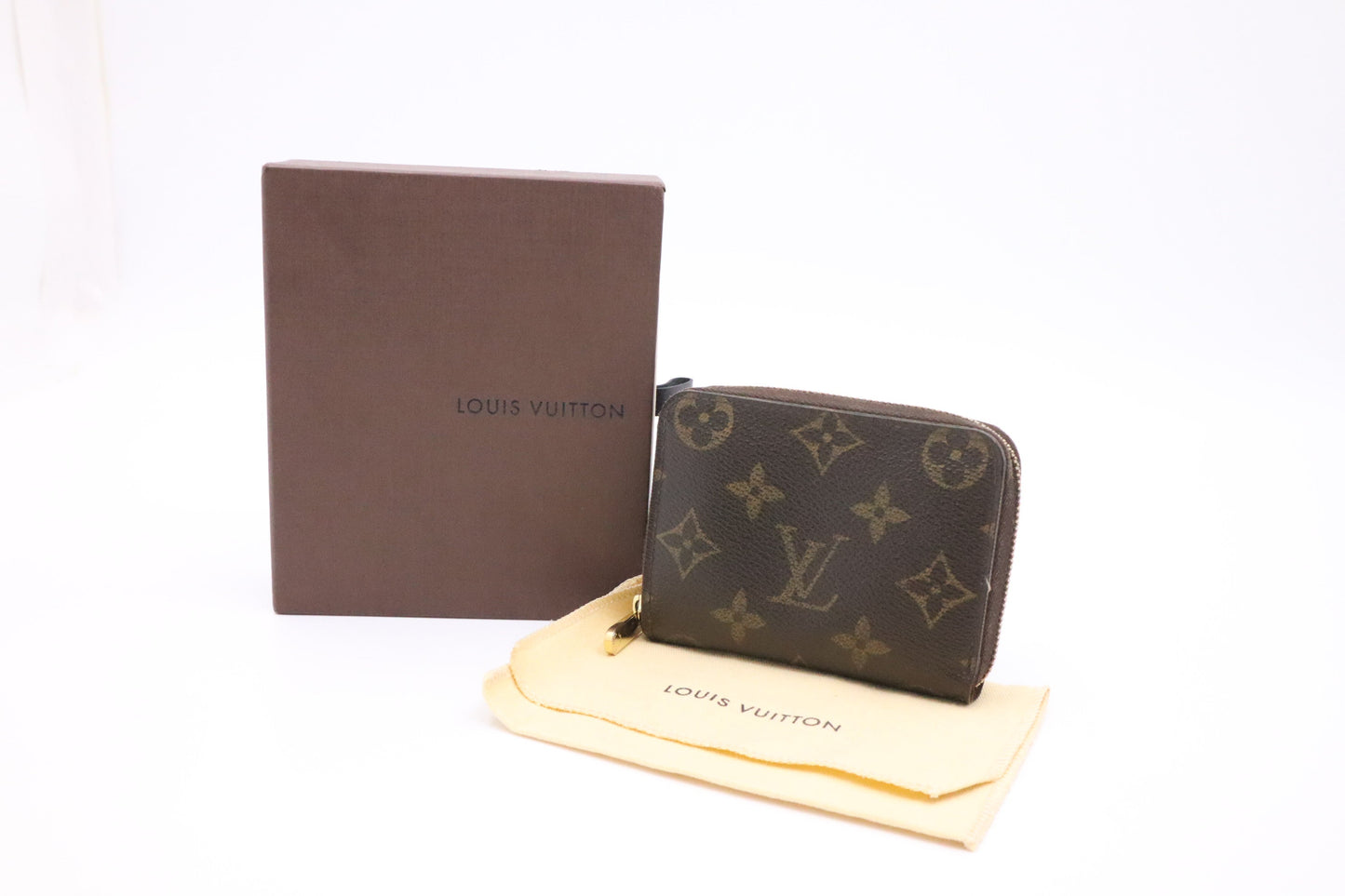 Louis Vuitton Compact Zippy in Monogram Canvas