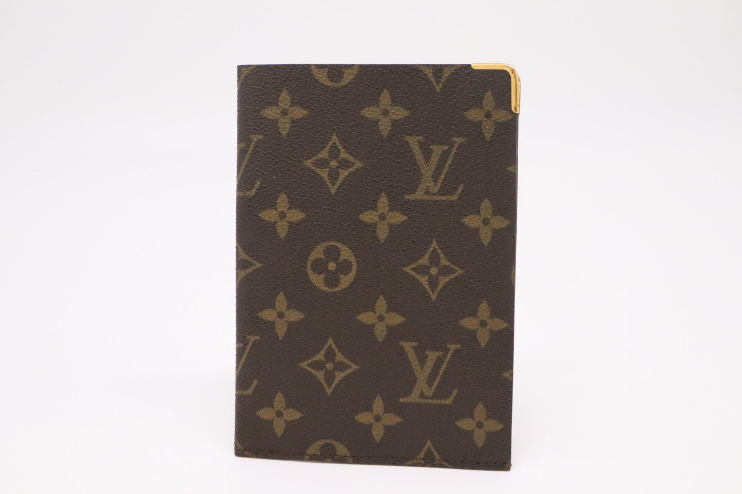Louis Vuitton Passport Case in Monogram Canvas