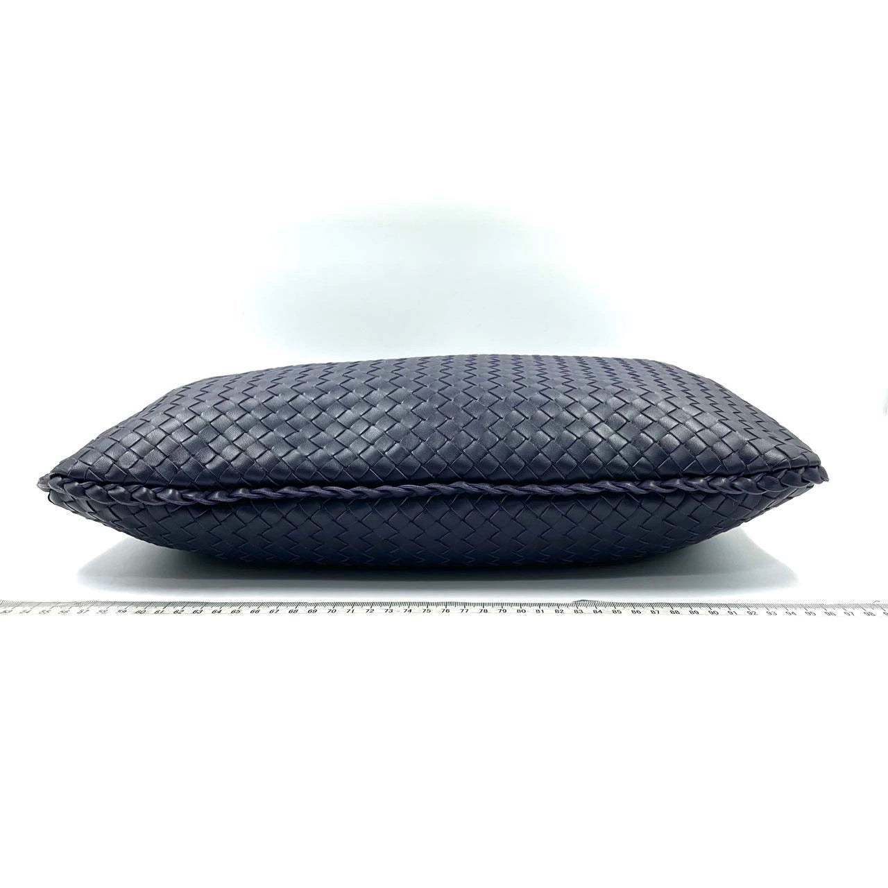 Bottega Veneta Hobo Bag Medium Navy Lambskin leather Mint Condition