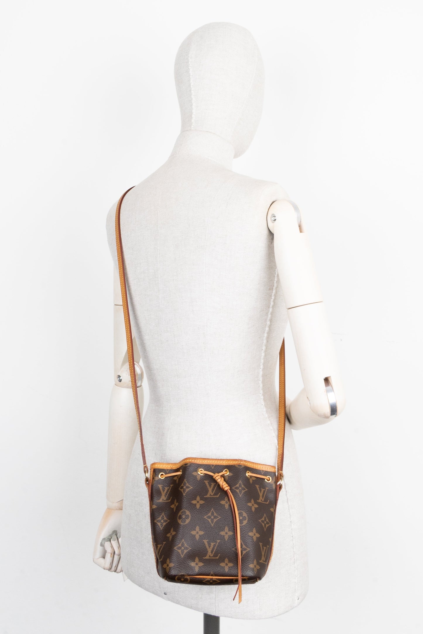 LOUIS VUITTON Nano Sac Noe MNG Canvas
